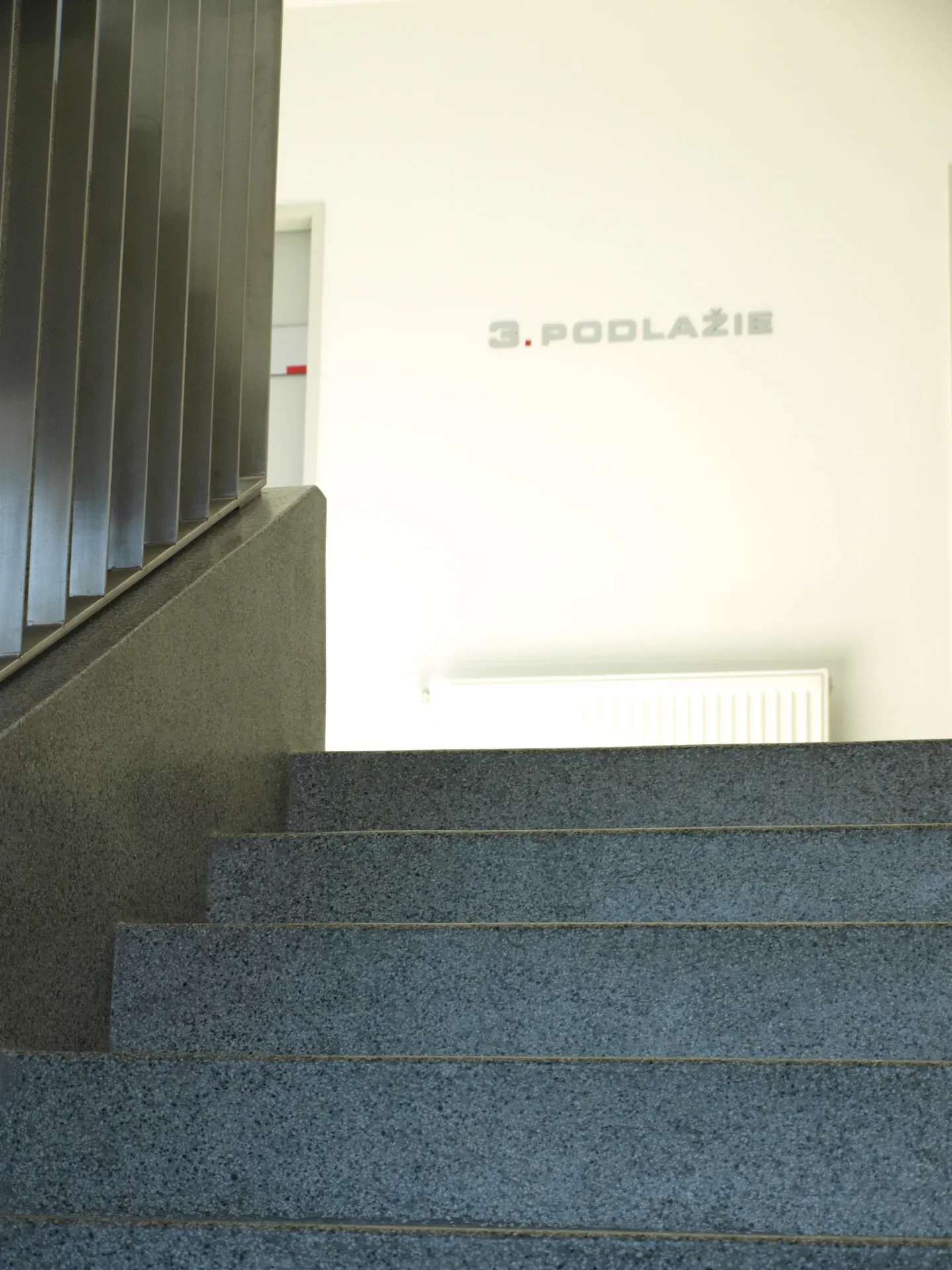 Administratívna budova RDL, Dolný Kubín — 12