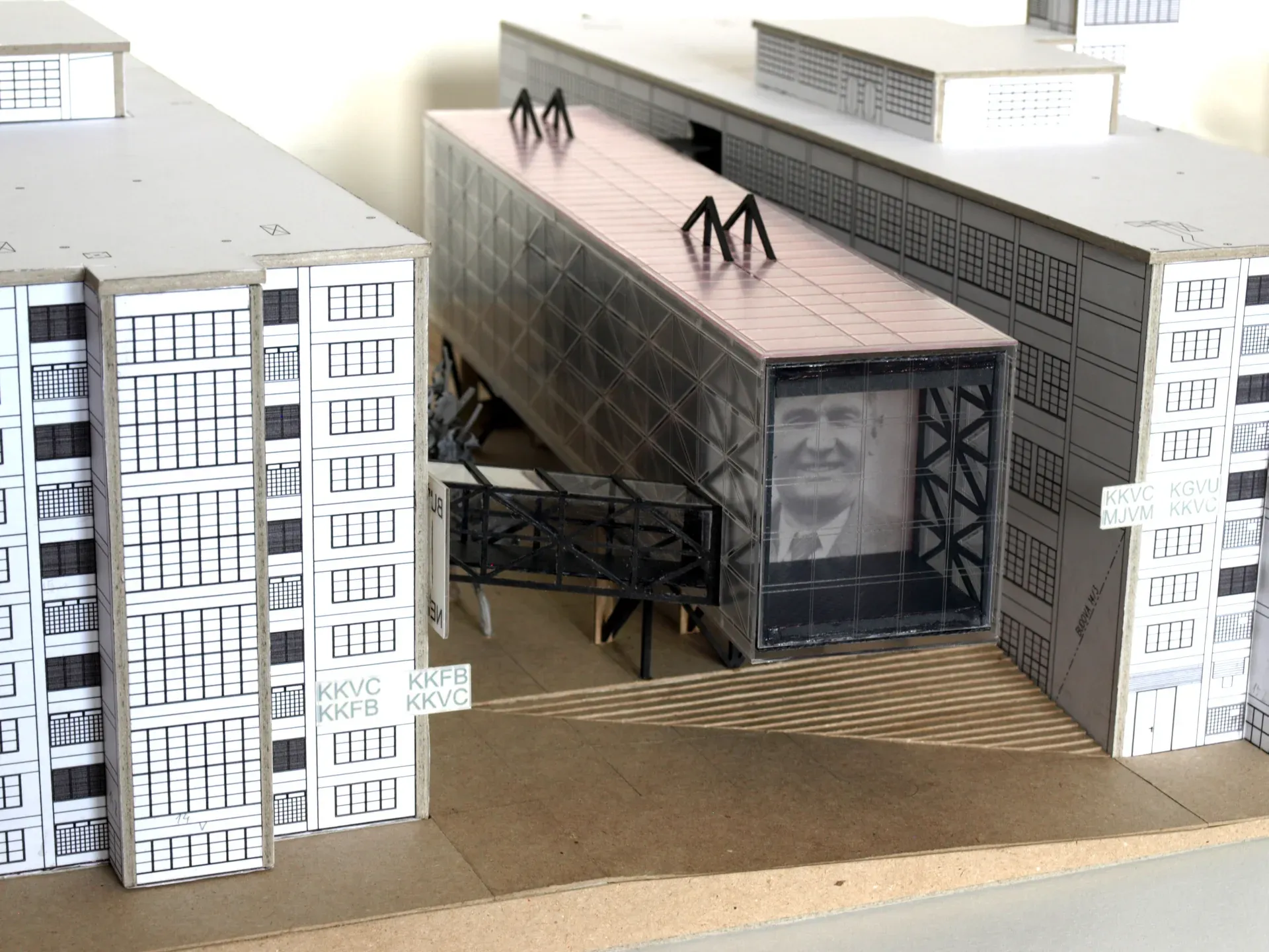 Krajské kultúrne a vzdelávacie centrum, Zlín — 14