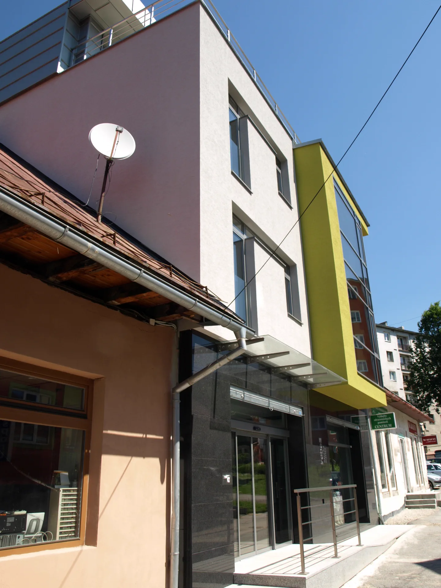 pf_lau_P6075399-str1